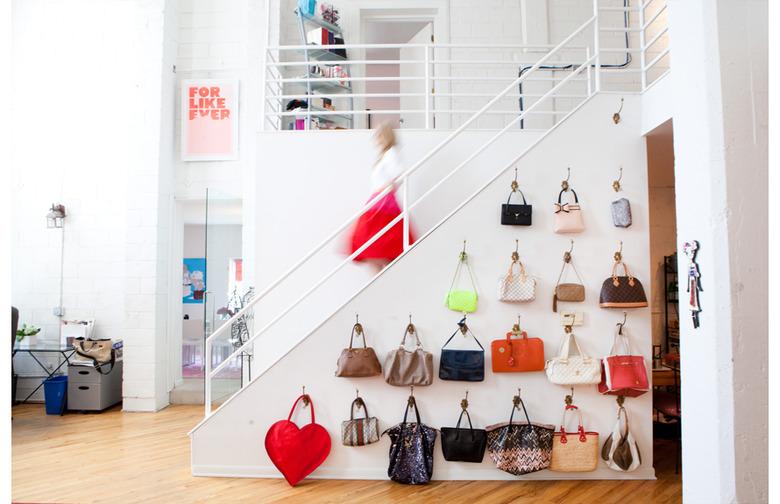 hang handbags on the wall like art