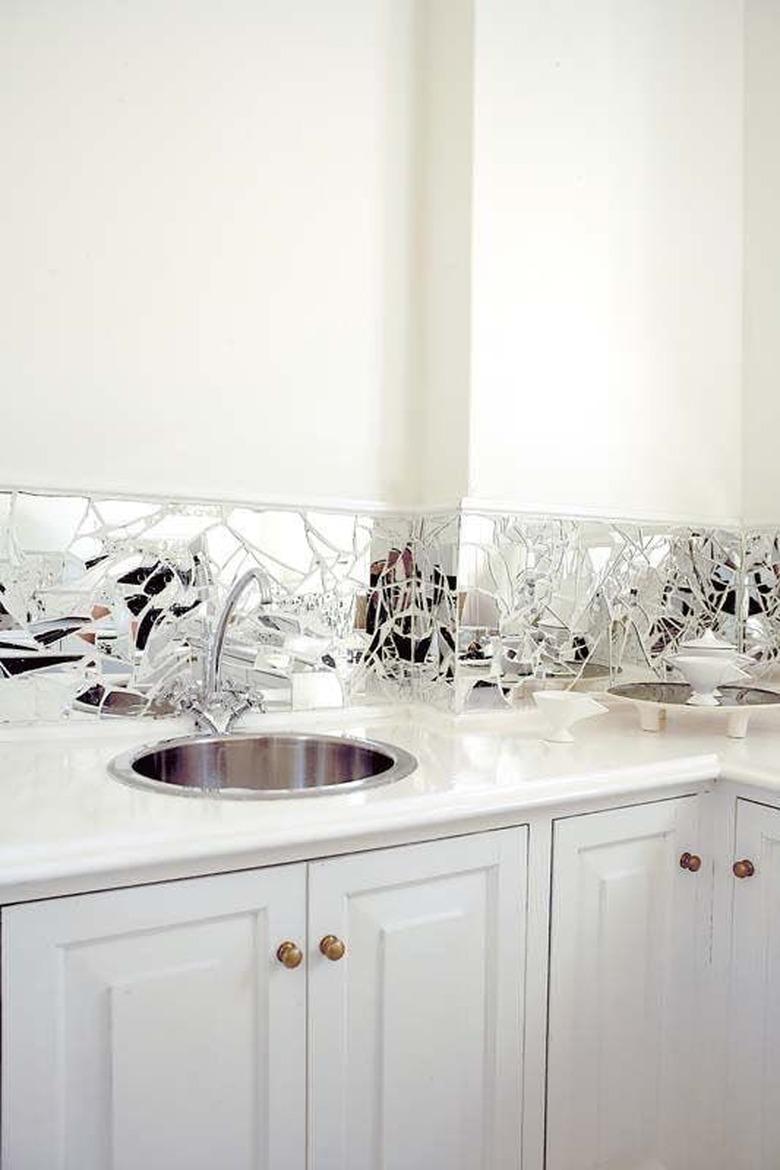 mirror backsplash