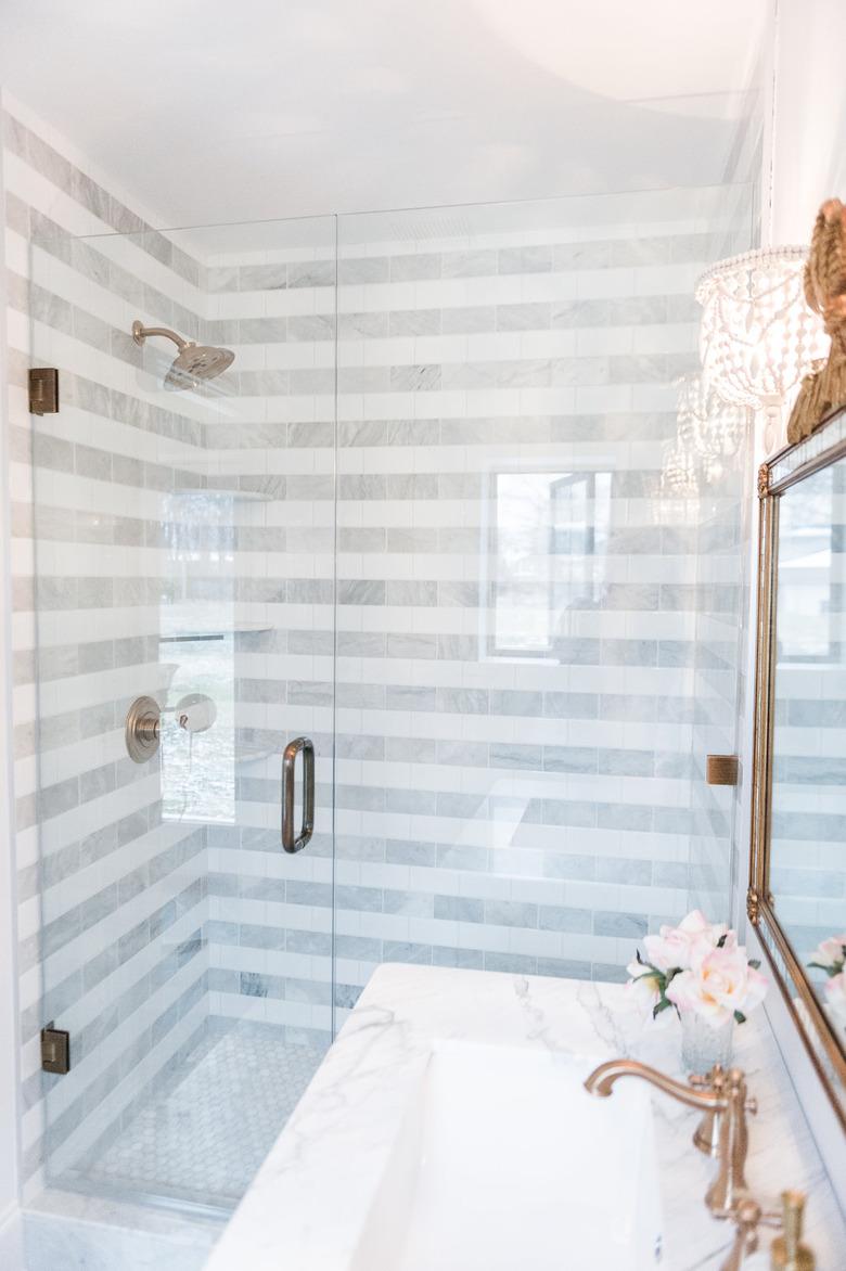 striped gray bathroom