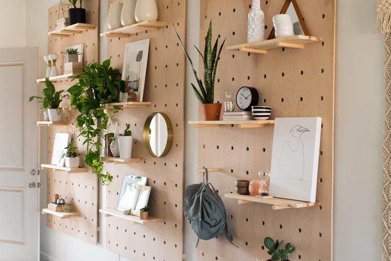 DIY peg board