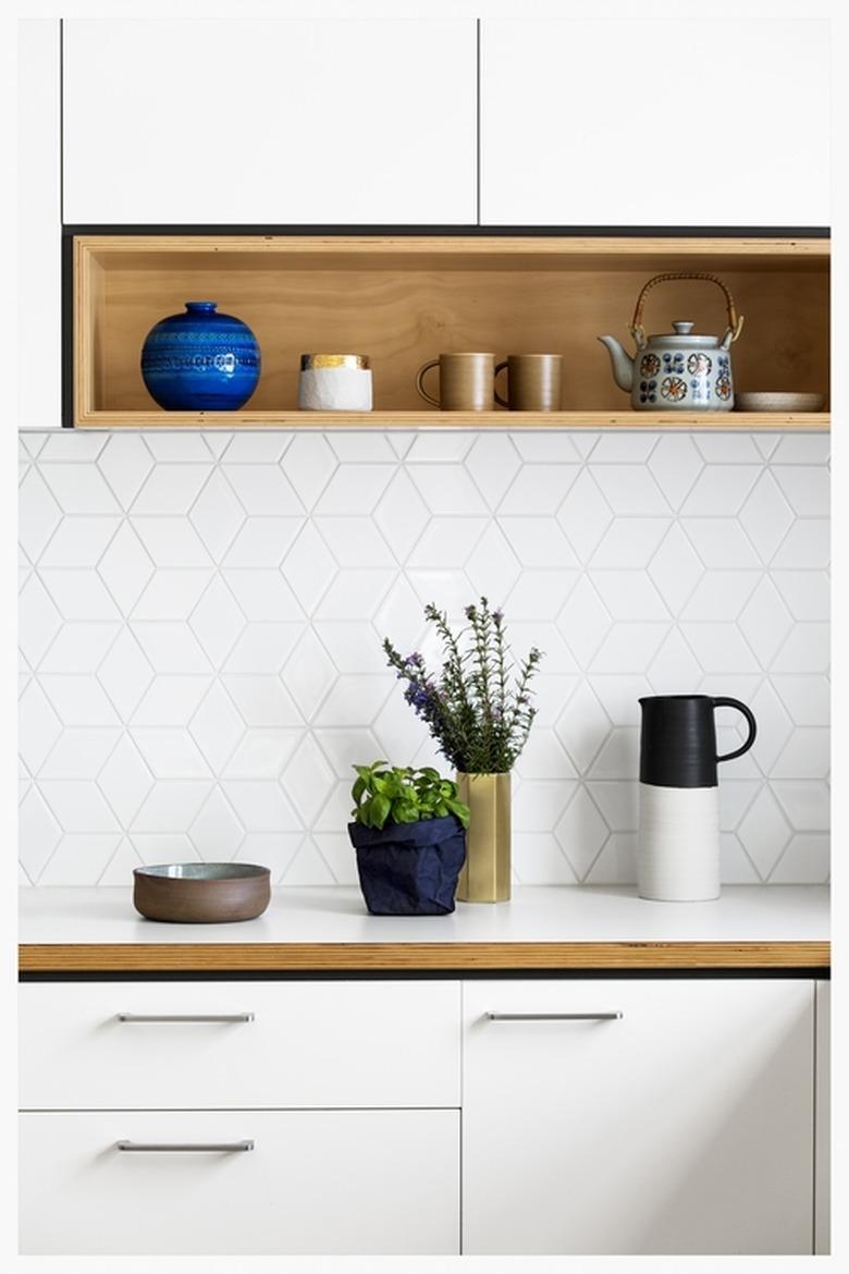 square backsplash