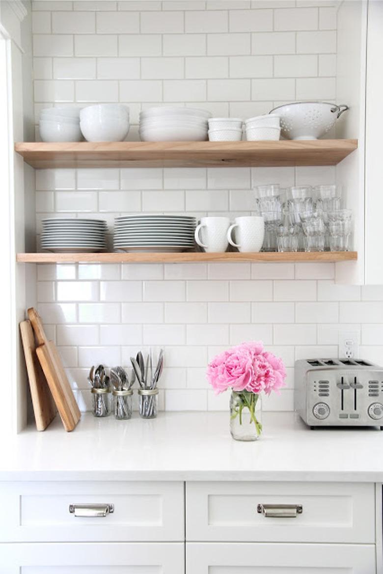 subway tile backsplash