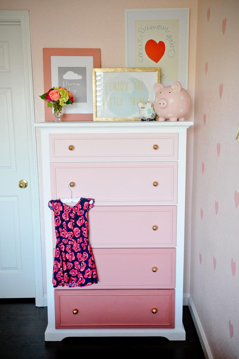 ombre dresser