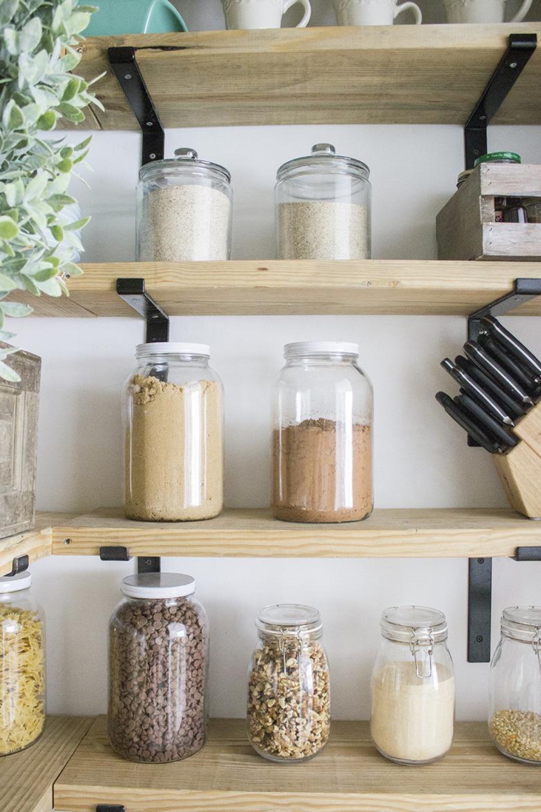 Clear jar kitchen pantry storage ideas