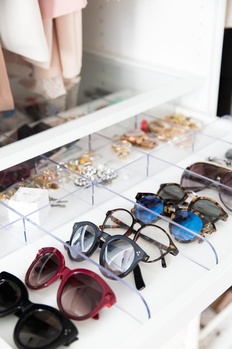 organizing drawers