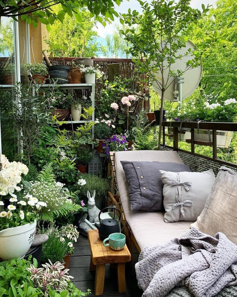 balcony garden with lounge chair