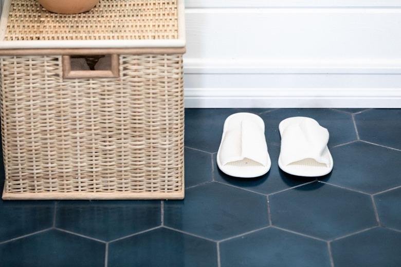 Blue hexagon tile in a bathroom