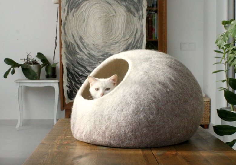 felt cat cave