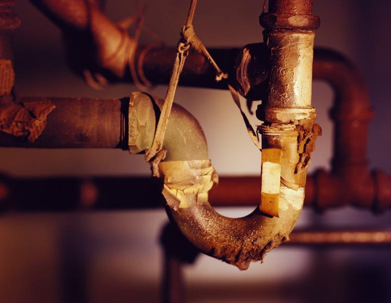 Rusty, leaking pipe, close-up