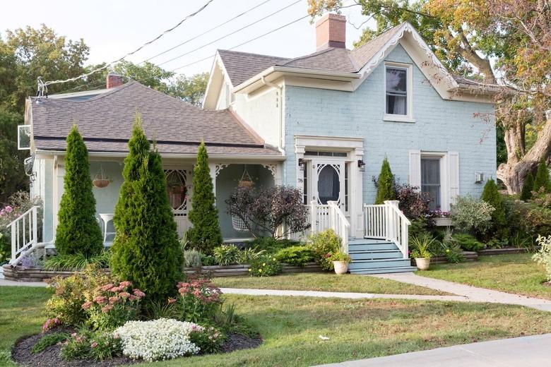 eggshell blue exterior house colors