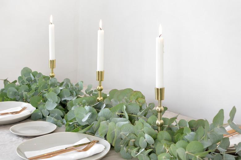 farmhouse table centerpiece idea with DIY Eucalyptus Runner by Caroline Burke