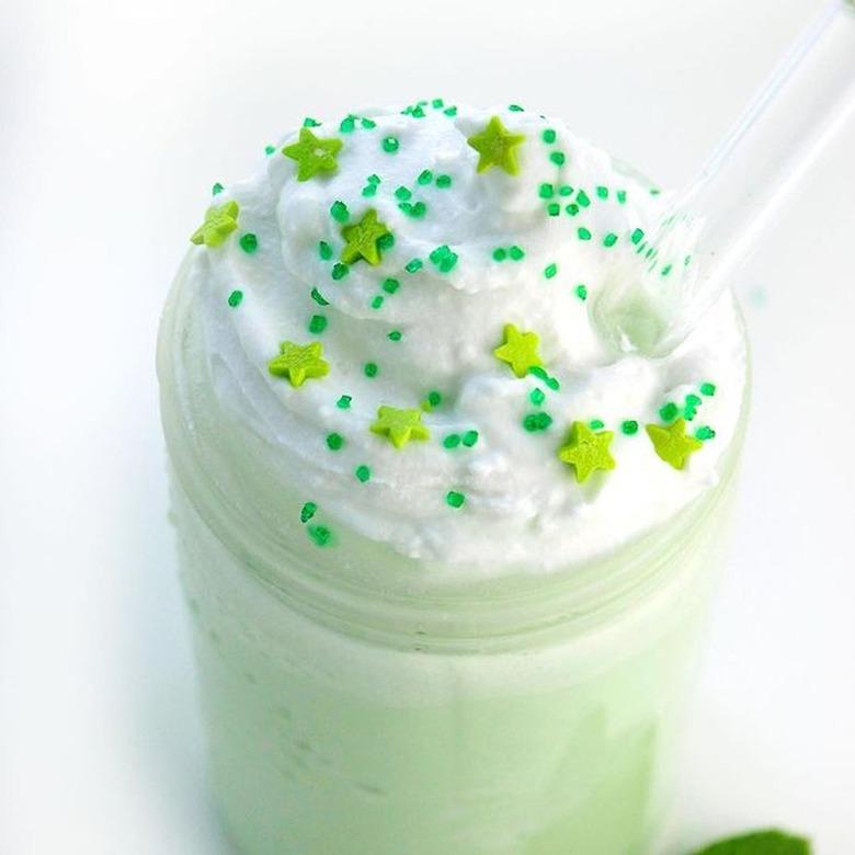 It Doesn't Taste Like Chicken Vegan Shamrock Shake