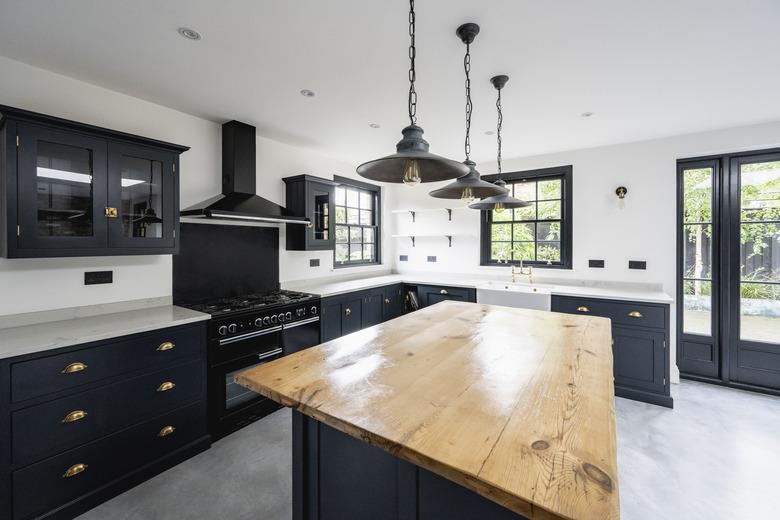 Spacious kitchen with modern decor.