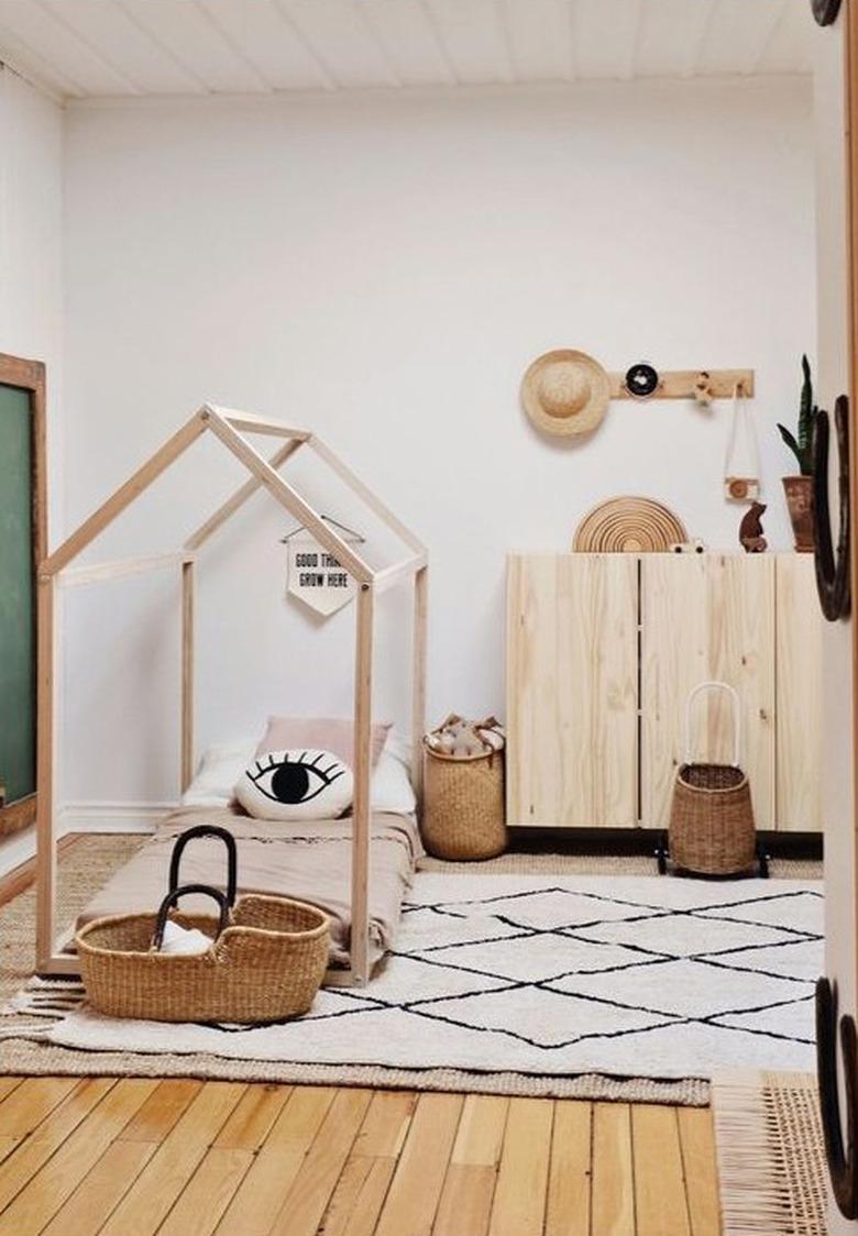 kids' minimalist bedroom with Scandinavian influence