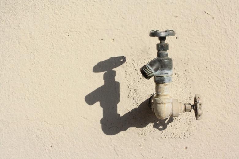 Outdoor spigot