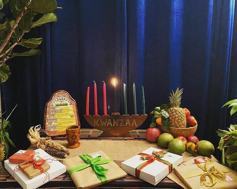 kwanzaa decor with royal blue curtain