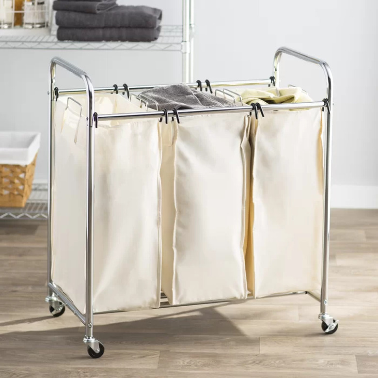 Laundry sorter