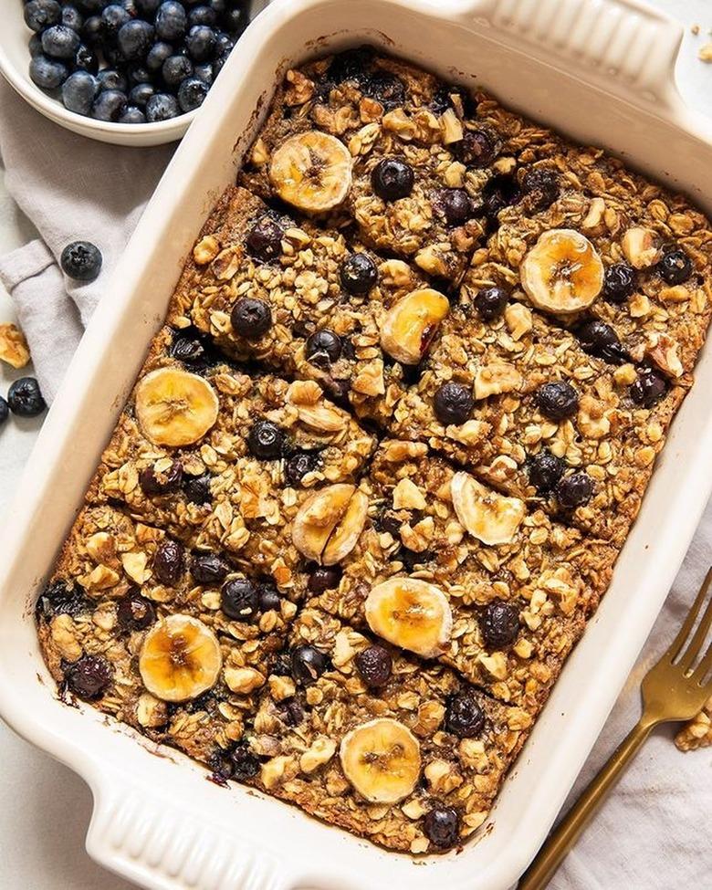 Jar of Lemons' Blueberry Banana Baked Oatmeal