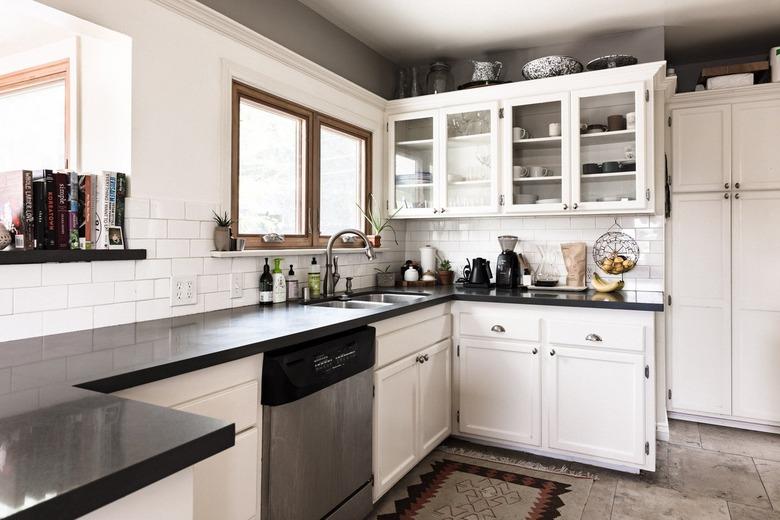 Modern kitchen with white backsplash