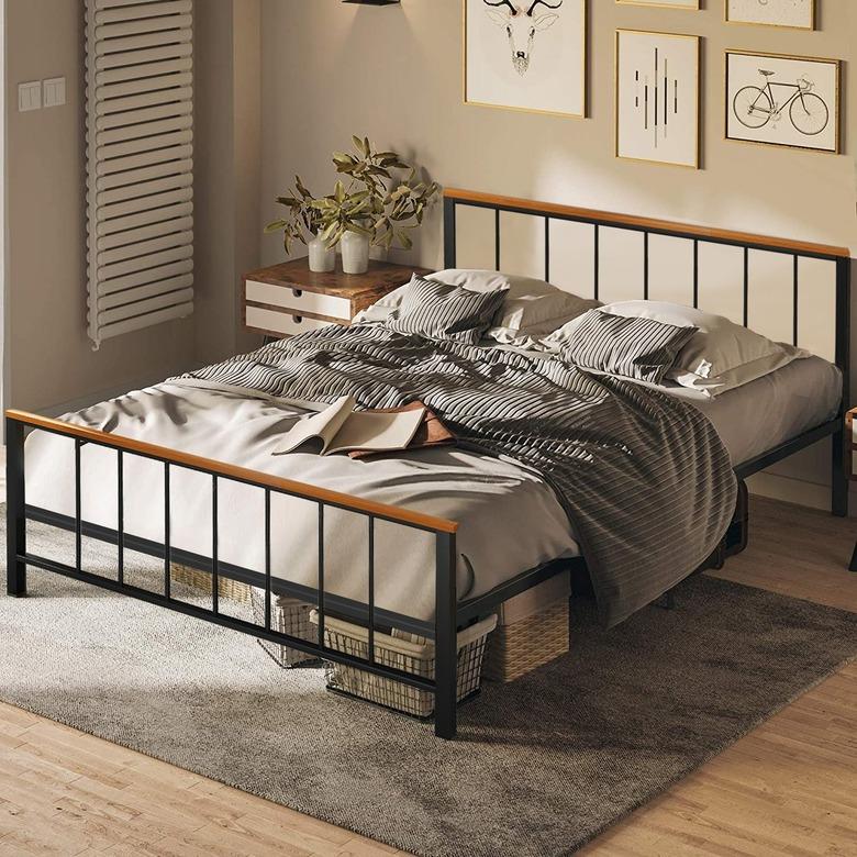 Metal platform bed