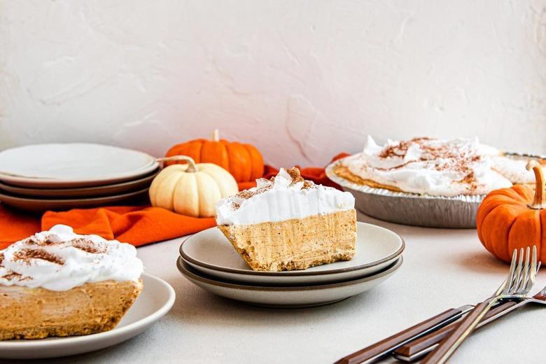 pumpkin mousse pie