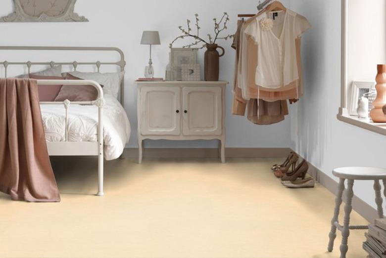 Bedroom with linoleum flooring