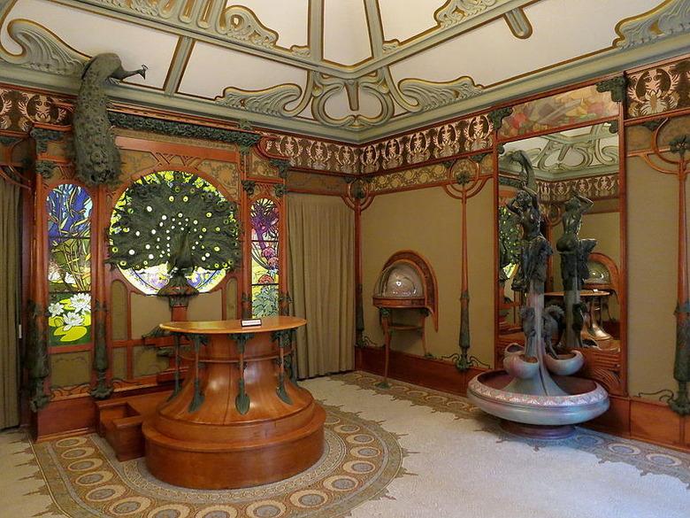 art nouveau room