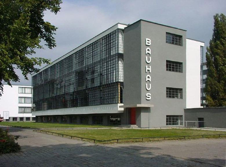 bauhaus building in dessau