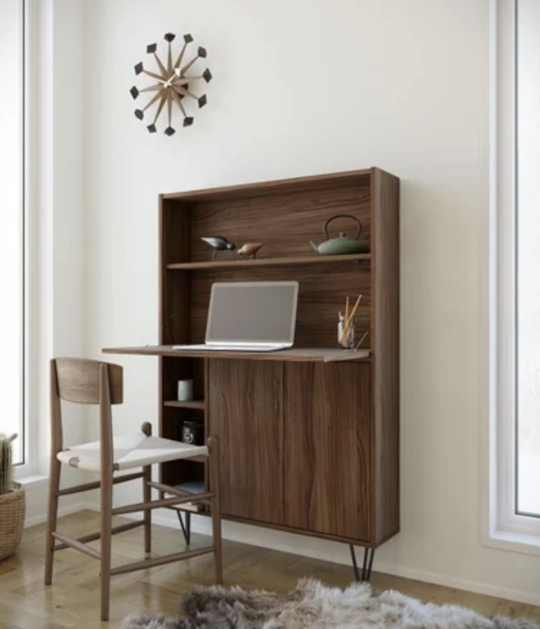 Wade Logan Barta Desk