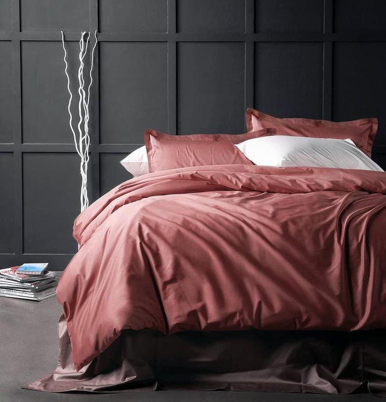 Eikei Solid Color Egyptian Cotton Duvet Cover (Queen)