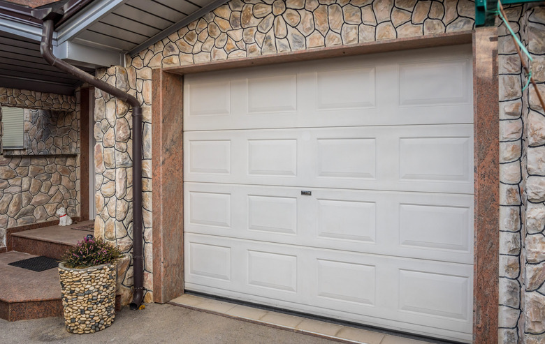 garage door pvc