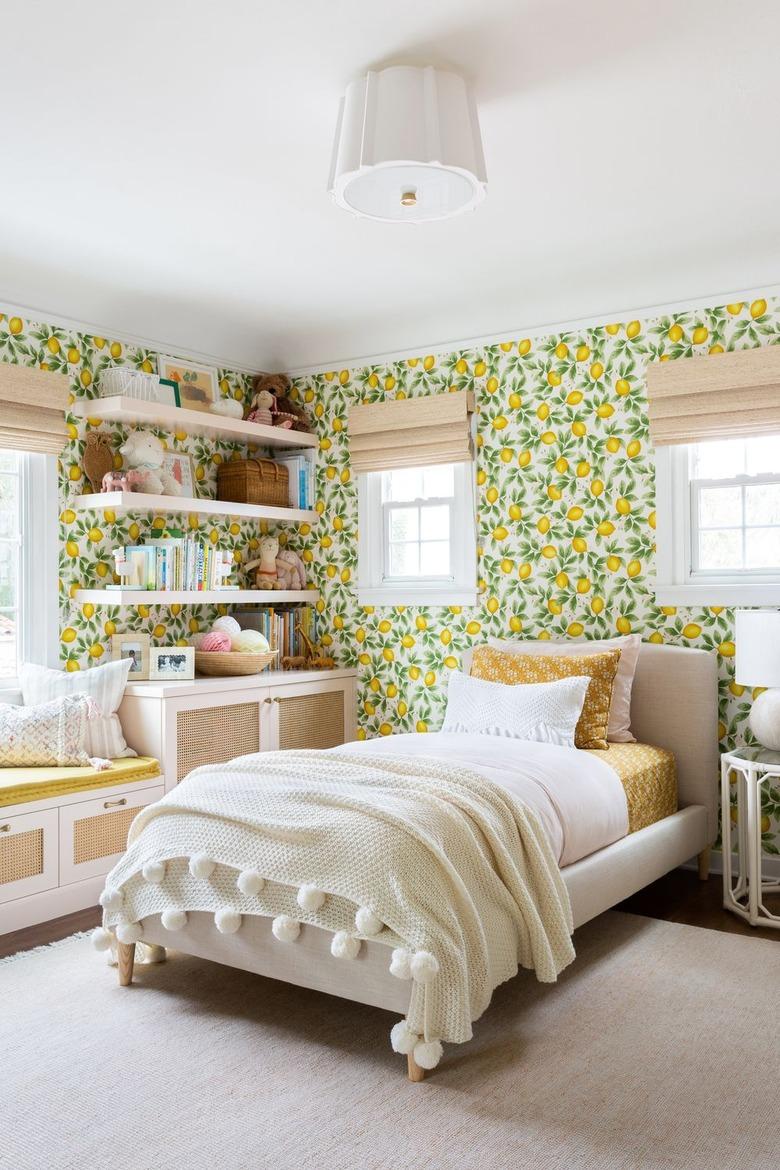 yellow kids bedroom idea with citrus wallpaper in yellow kids room