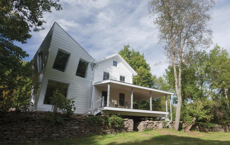 Farmhouse with curved walls