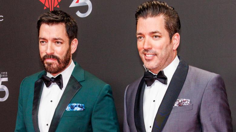 property brothers dressed up for Canada's Walk of Fame red carpetred carpet