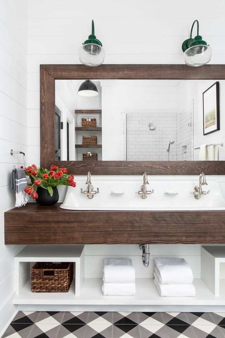 unique bathroom floor tile idea in farmhouse bath