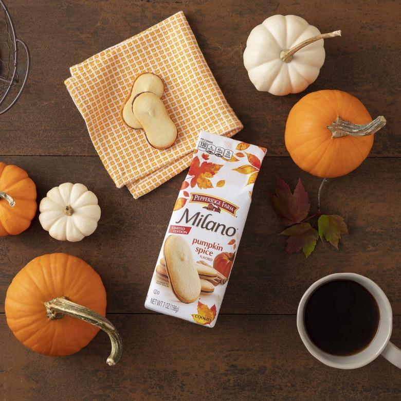 milano cookies with pumpkins