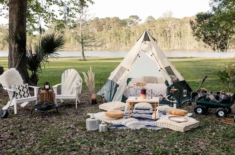 Backyard with tent glampover setup