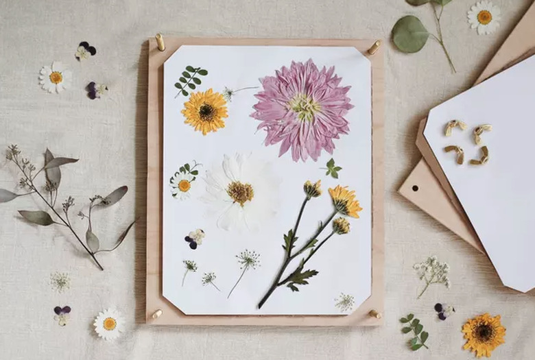 DIY flower press