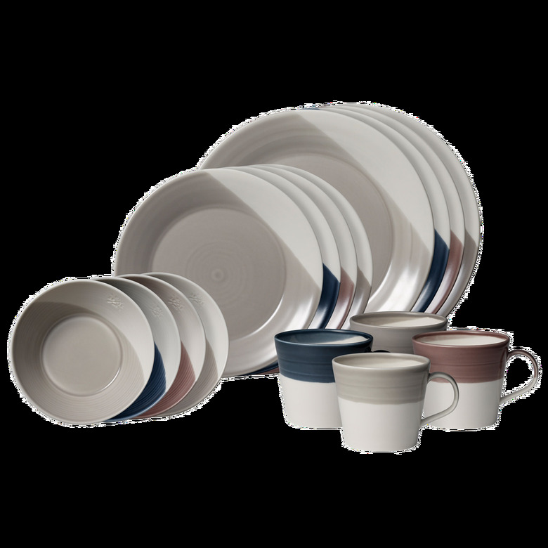 Royal Doulton's Bowls of Plenty Mixed 16-Piece Dinner Set including mugs and small, medium, and large plates