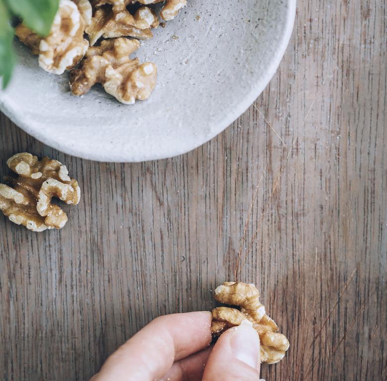 walnuts for wood scratches