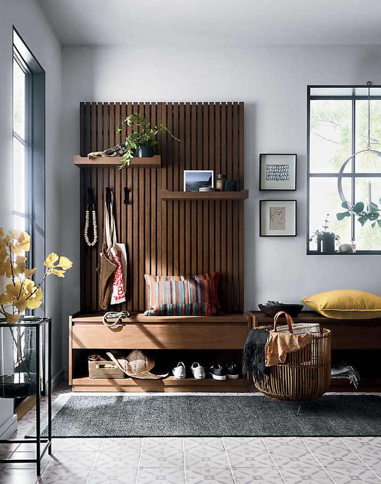 shoe storage bench with paneling