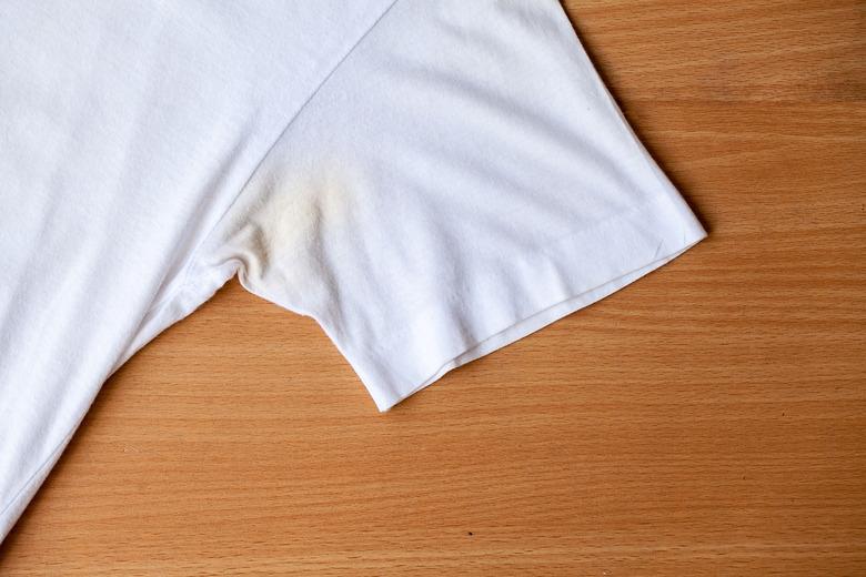 Shirts dirty caused by roll- on deodorant