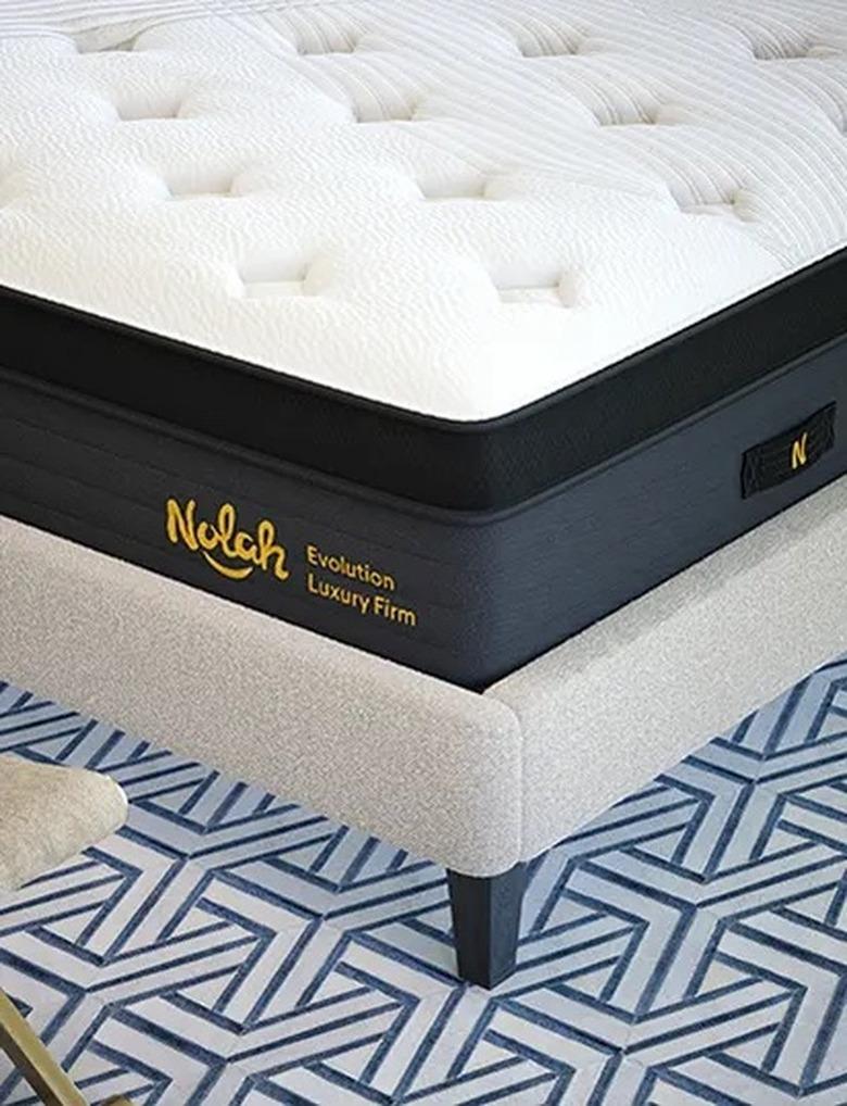 Evolution 15-Inch Queen Mattress