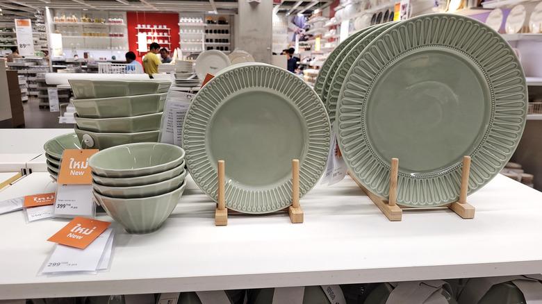 ikea plates in the bamboo ostbit holder on display in store