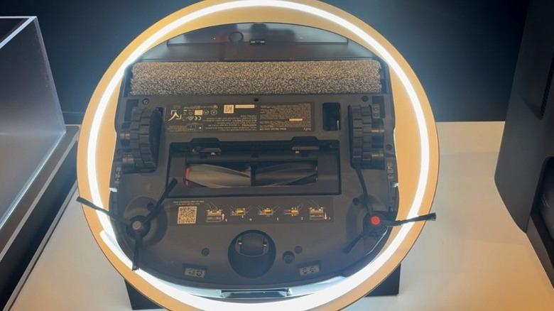 The underside of eufy E series robot vacuum
