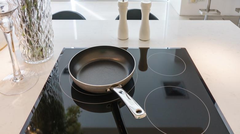 pan on ceramic glass cooktop