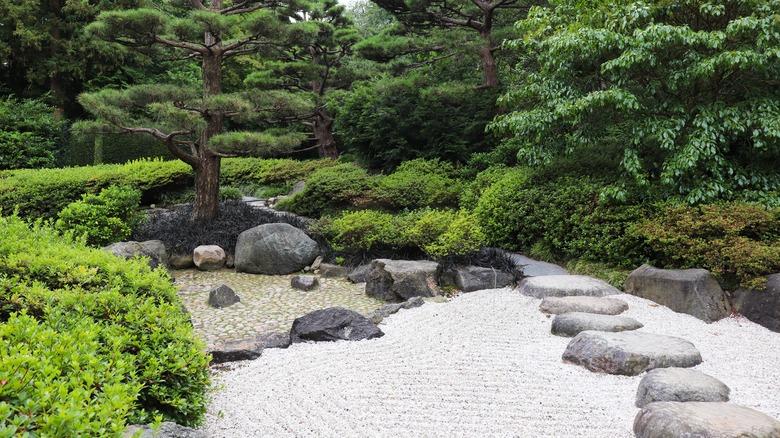 Stone elements, both functional and not, in a Japanese garden